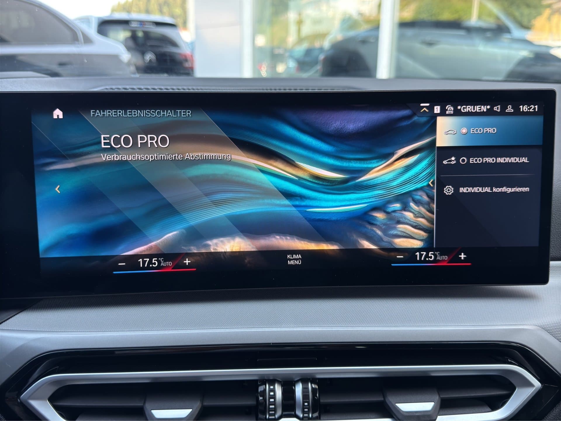 BMW 320d xDrive - Thumbnail 27