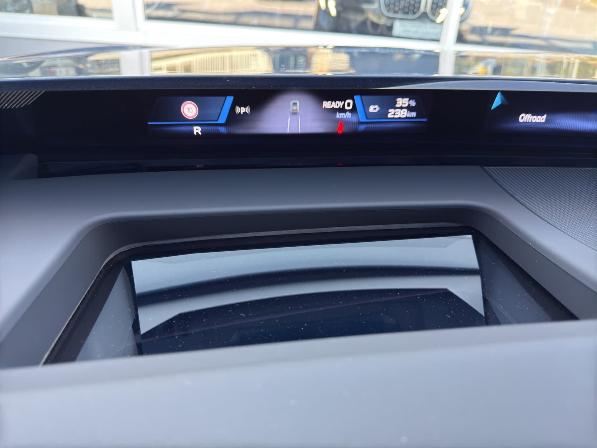 BMW iX3 50 xDrive - Thumbnail 22