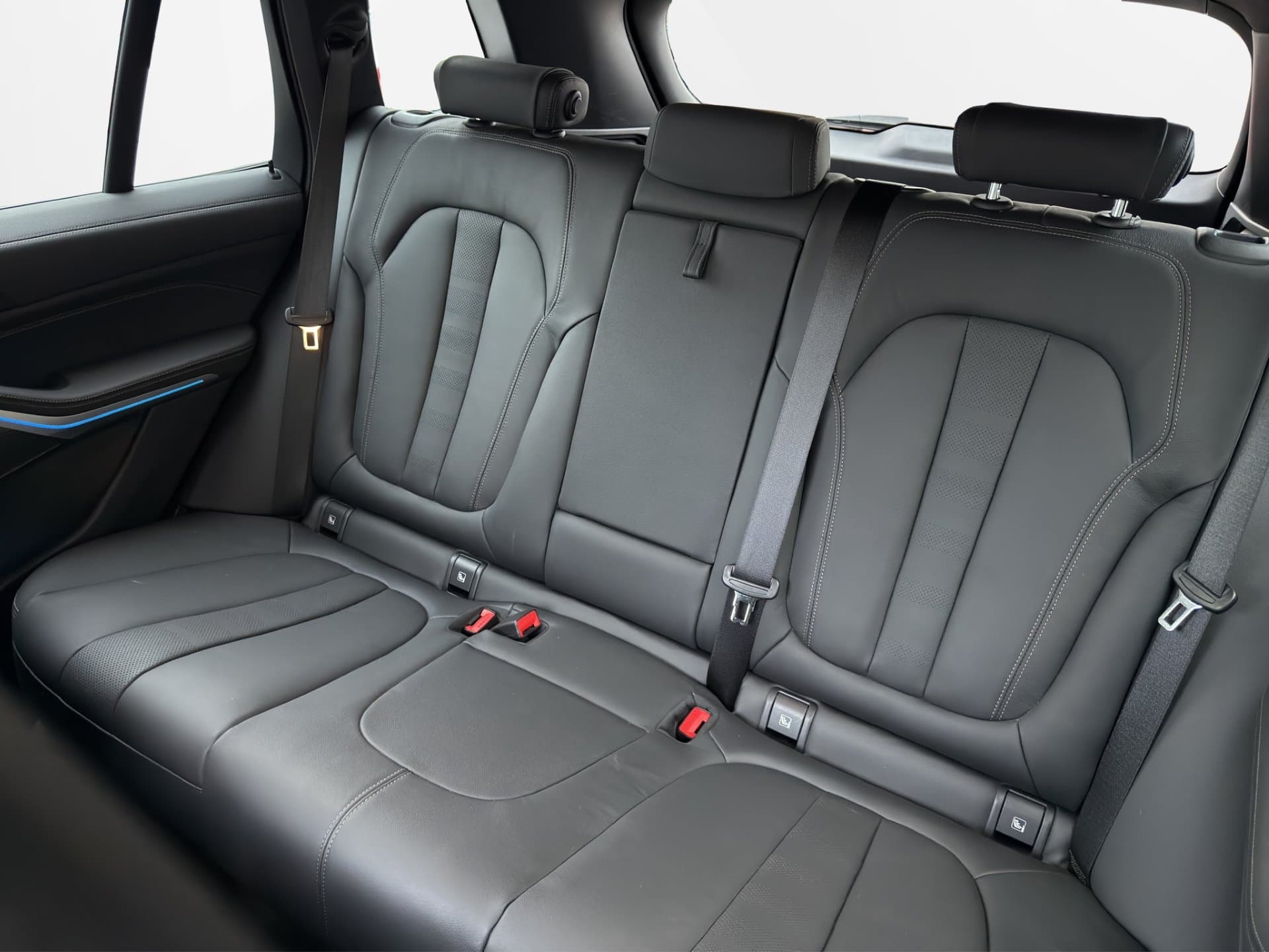 BMW X5 xDrive45e - Thumbnail 11
