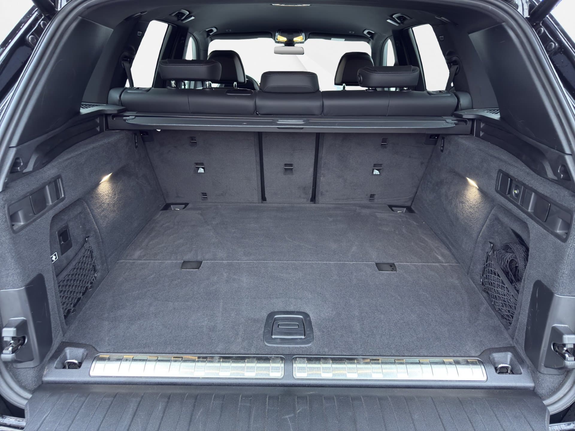 BMW X5 xDrive45e - Thumbnail 16