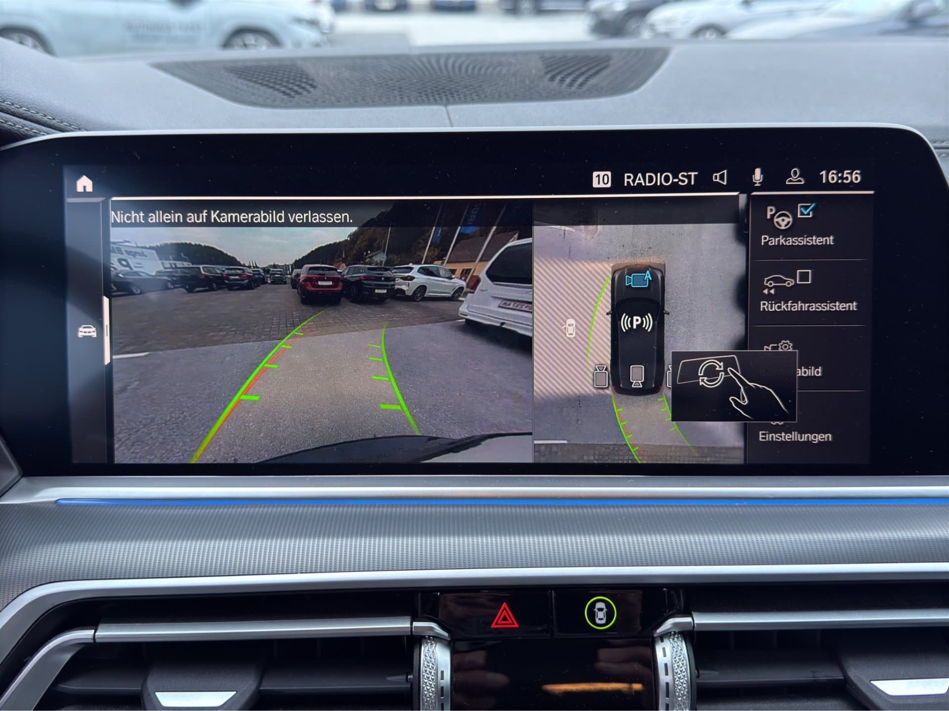 BMW X5 xDrive45e - Thumbnail 27