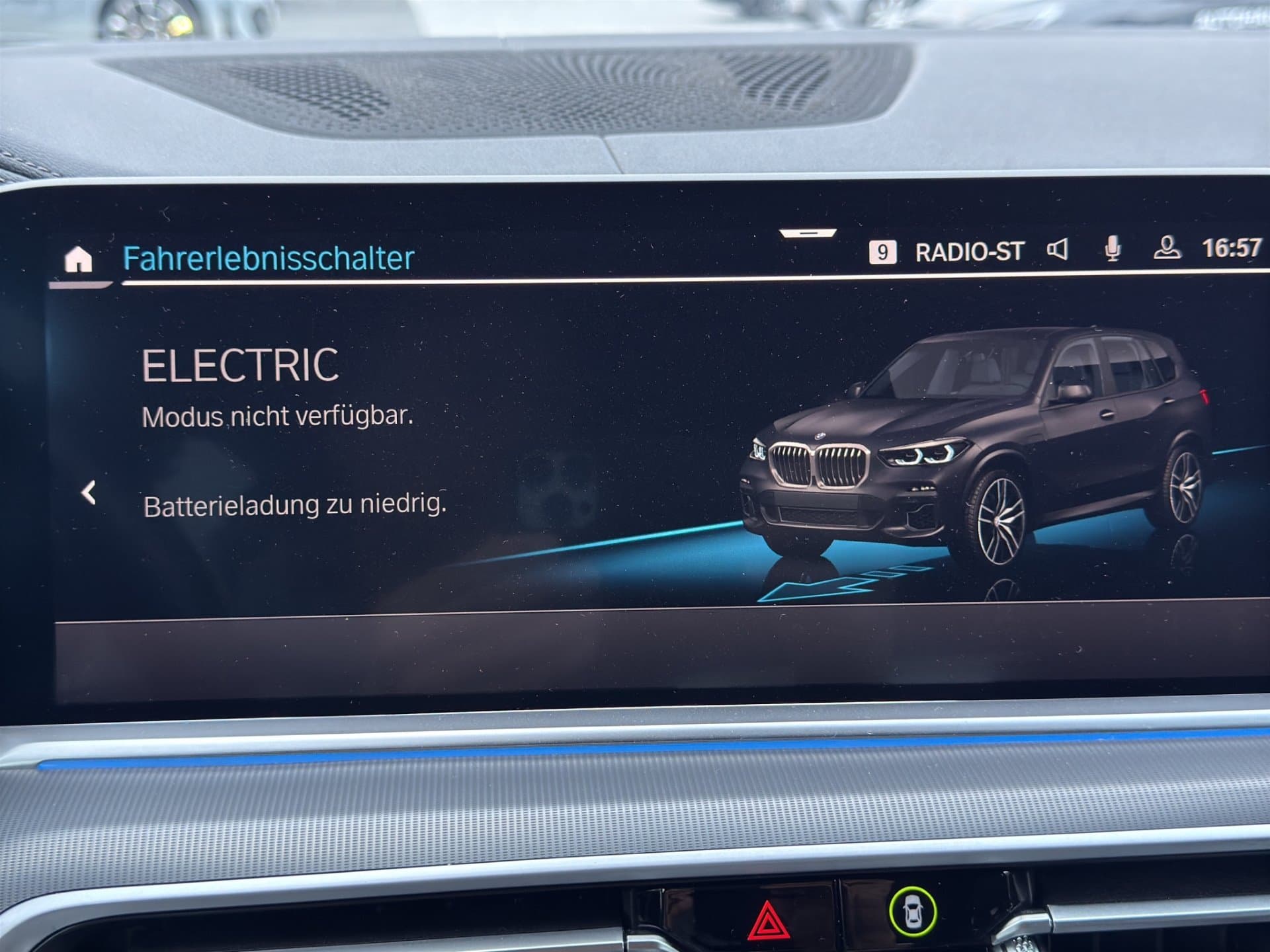 BMW X5 xDrive45e - Thumbnail 31