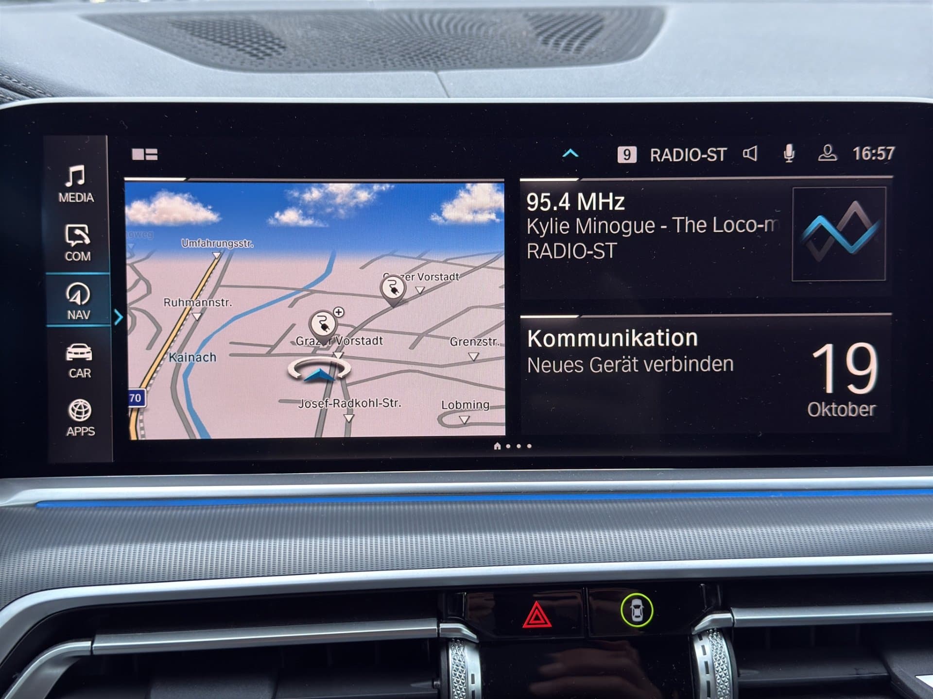 BMW X5 xDrive45e - Thumbnail 33