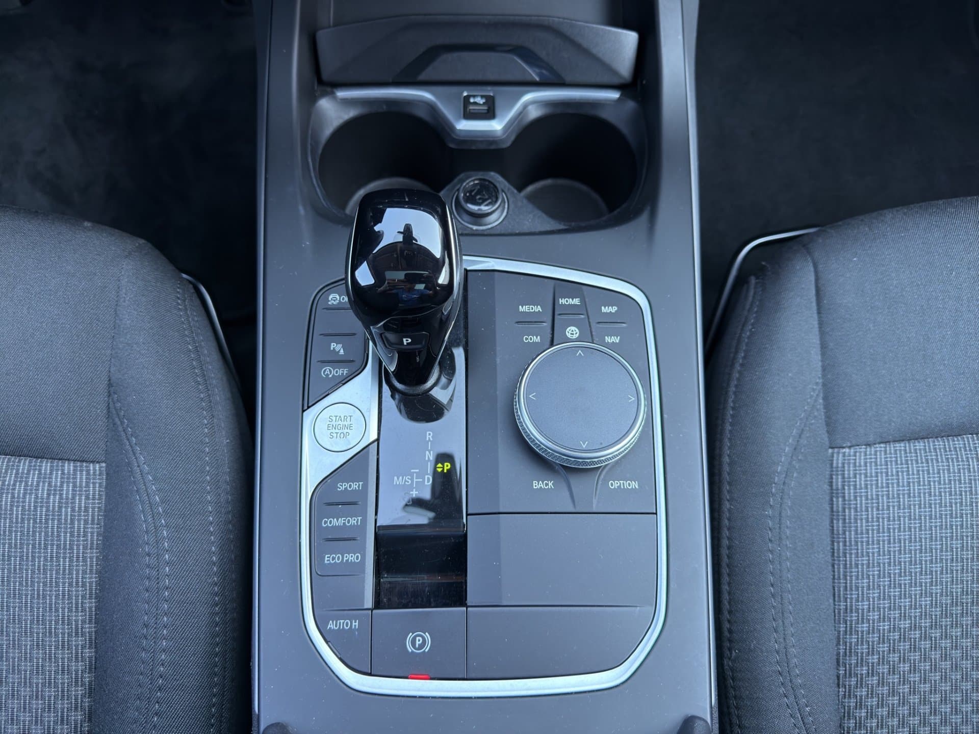 BMW 118i - Thumbnail 22