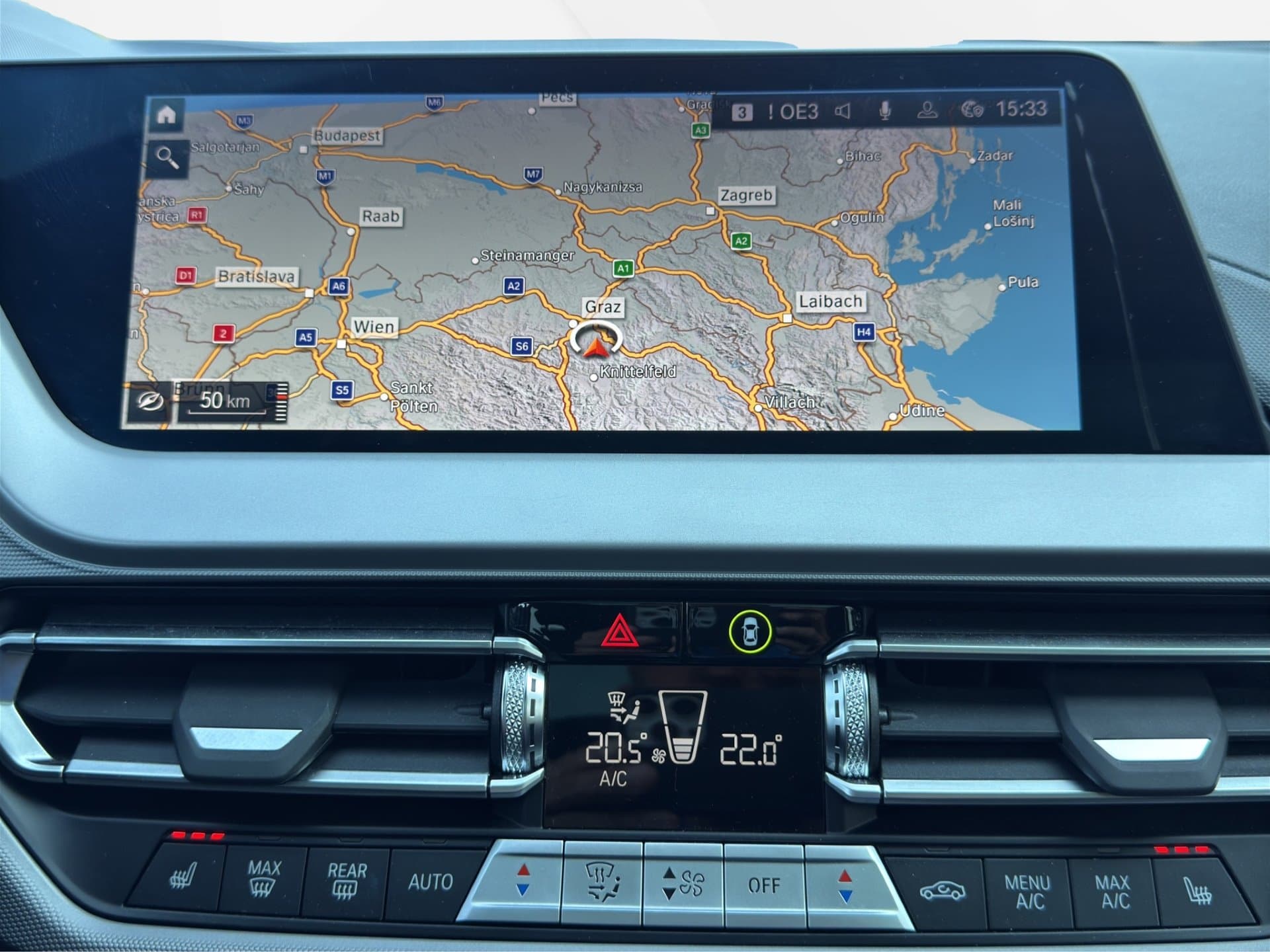 BMW 118i - Thumbnail 24