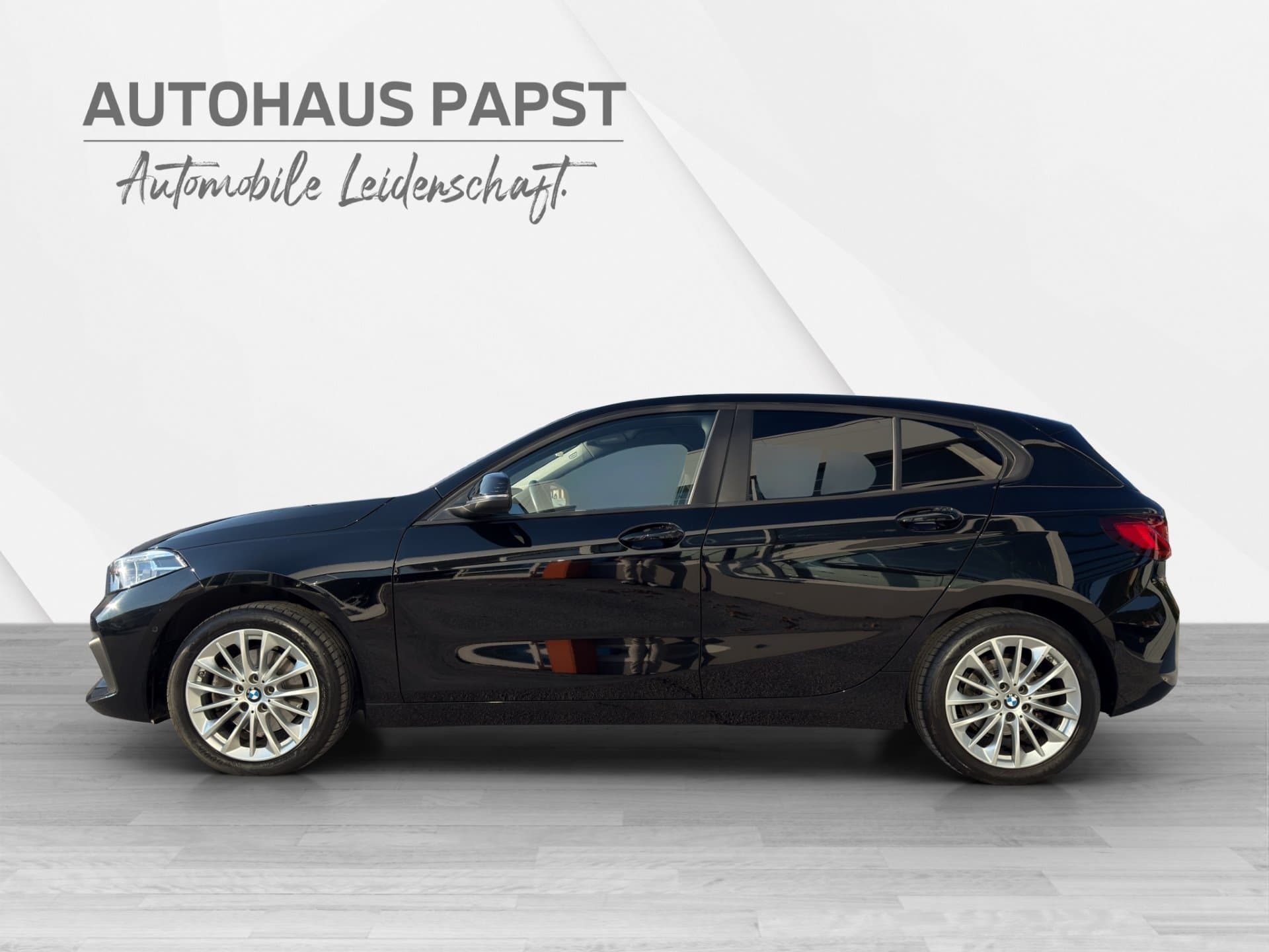 BMW 116i - Thumbnail 2