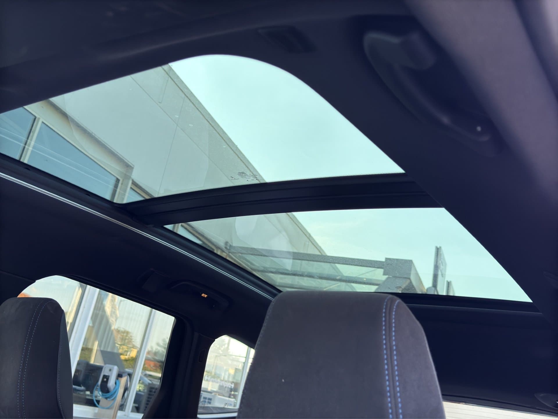 BMW X1 xDrive23d - Thumbnail 30