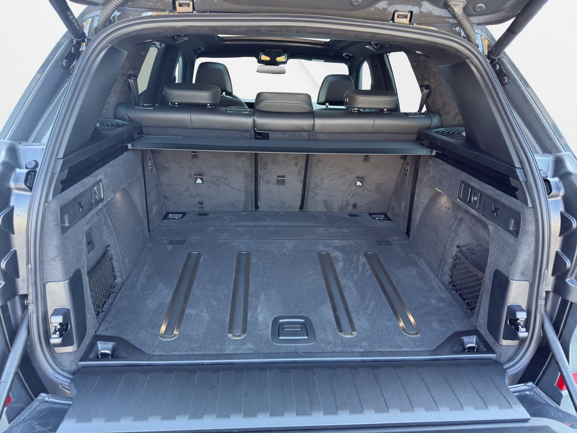 BMW X5 xDrive30d - Thumbnail 18