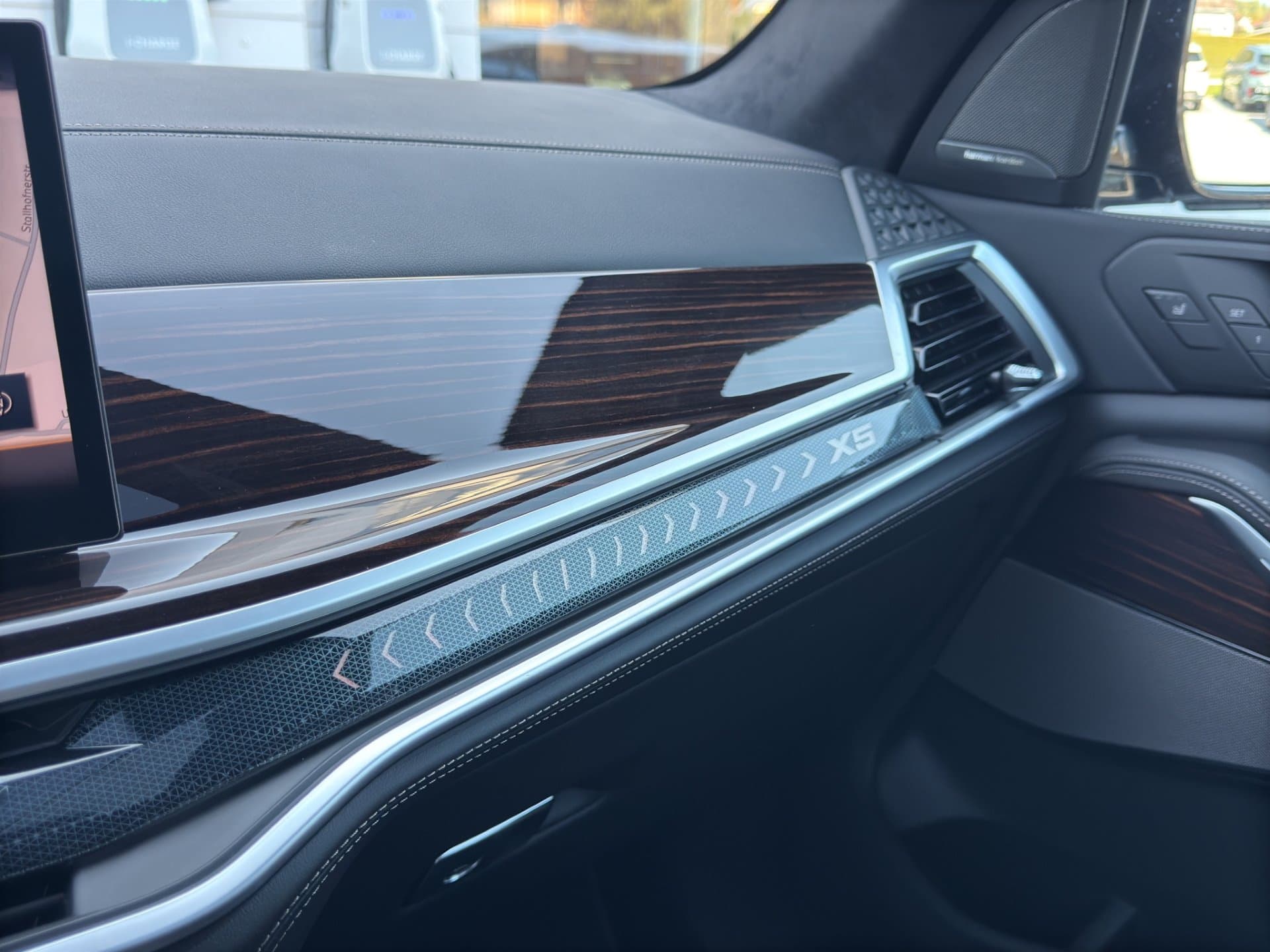 BMW X5 xDrive30d - Thumbnail 27