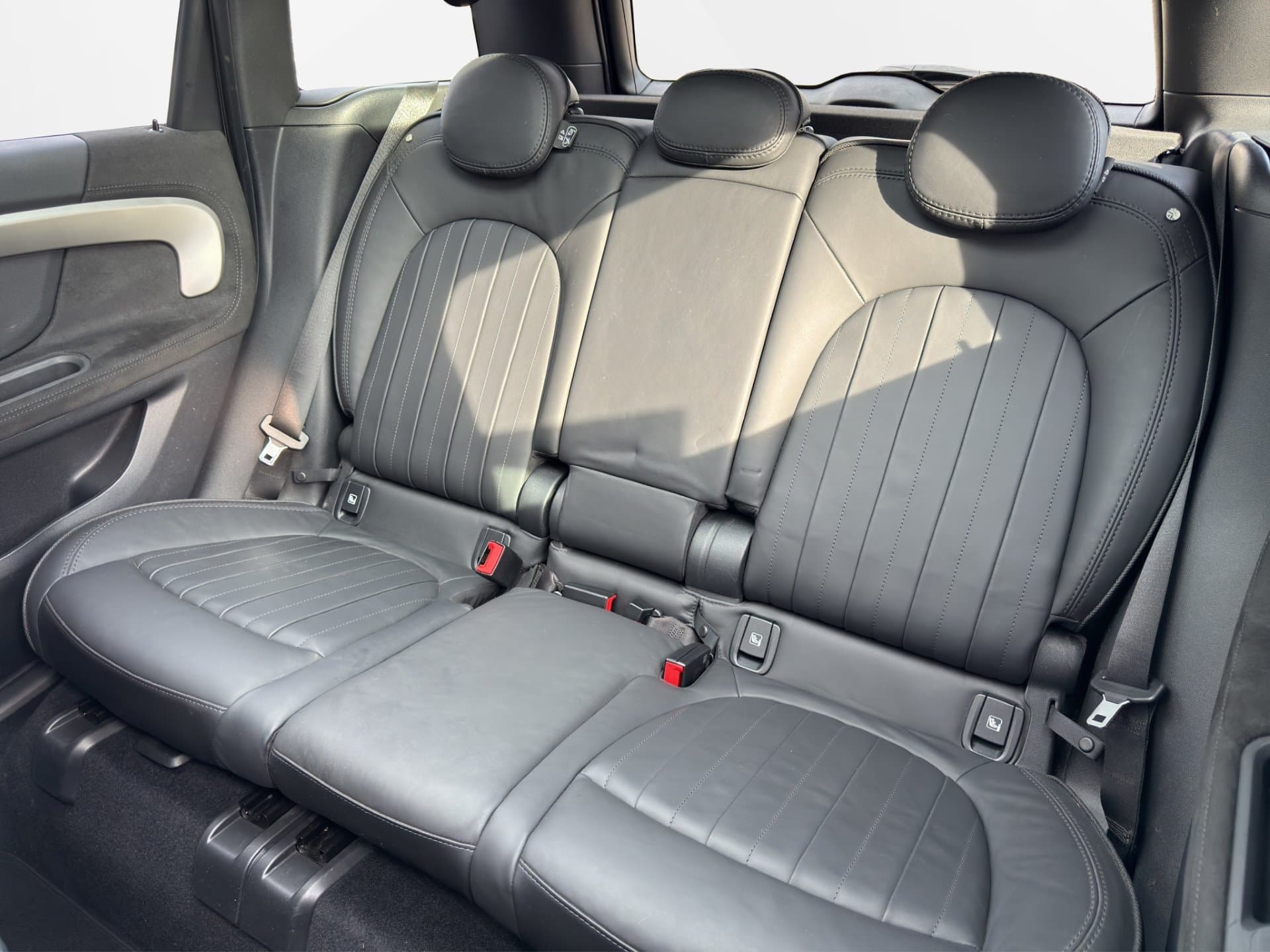 MINI Cooper D Countryman - Thumbnail 11