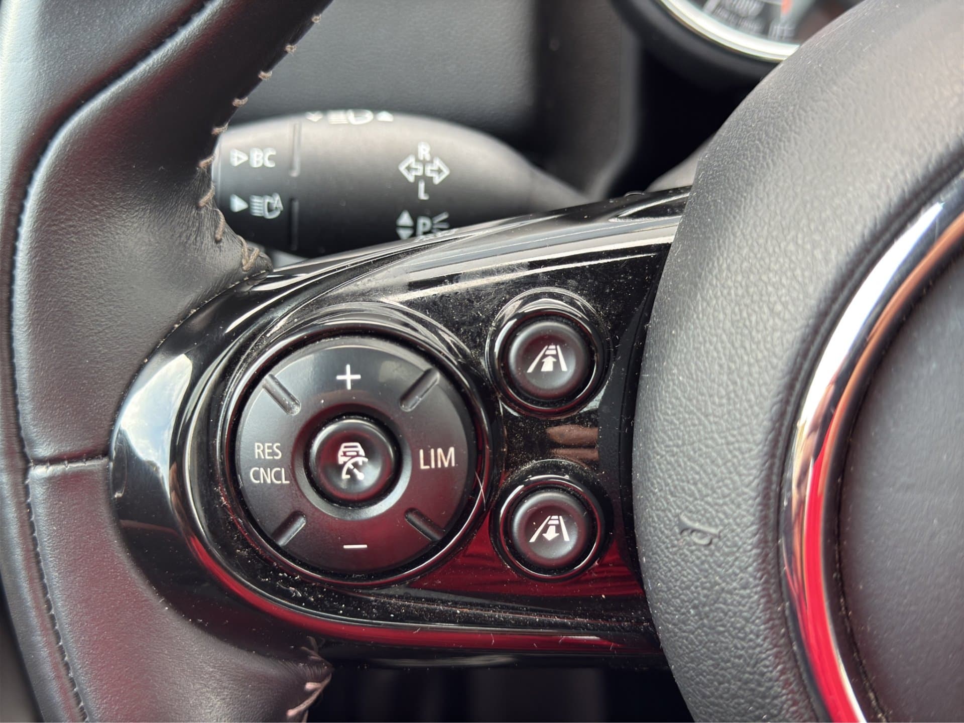 MINI Cooper D Countryman - Thumbnail 19