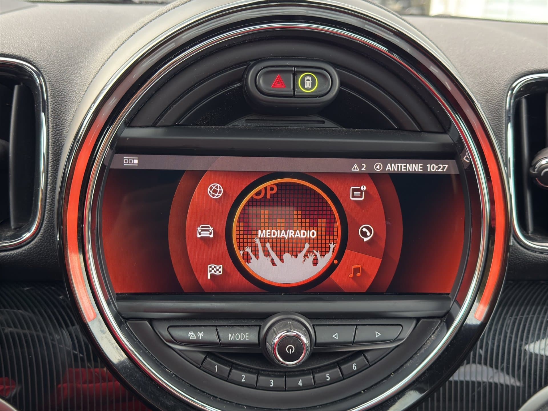 MINI Cooper D Countryman - Thumbnail 26
