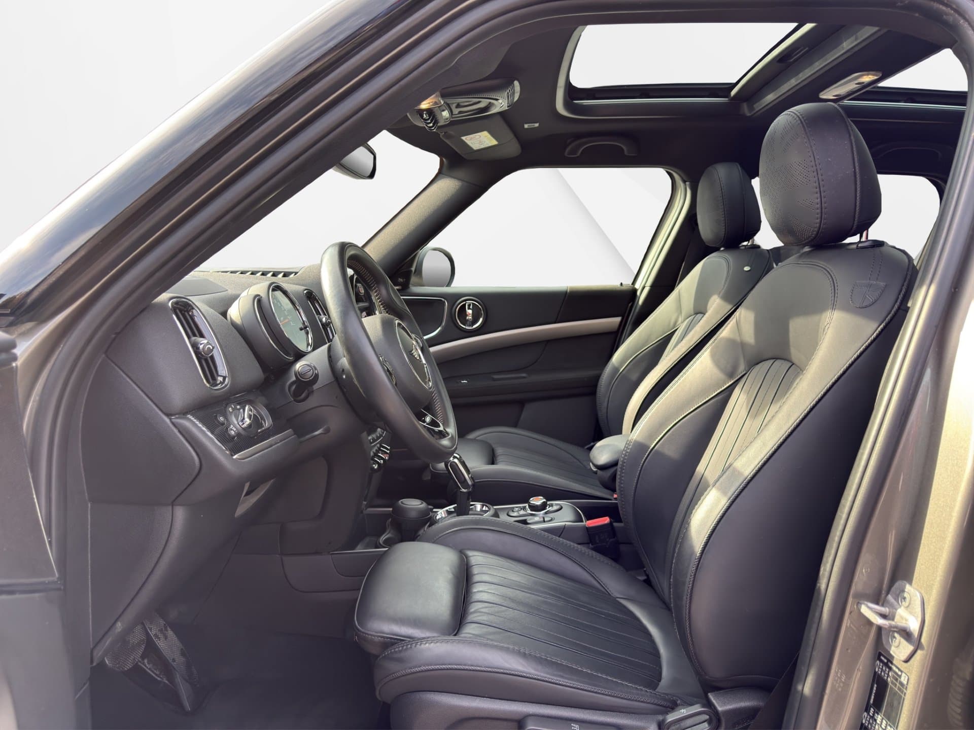 MINI Cooper D Countryman - Thumbnail 9
