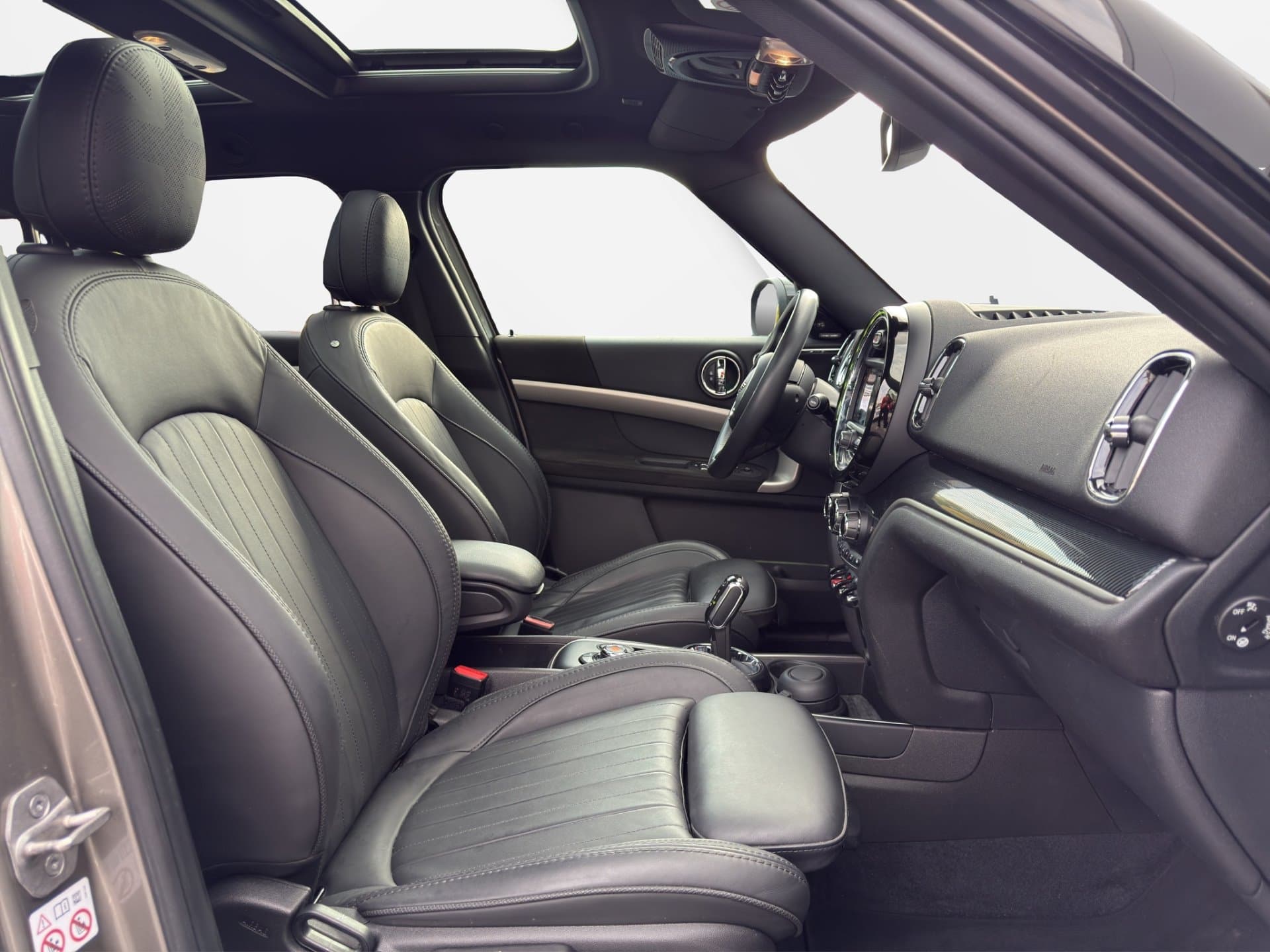 MINI Cooper D Countryman - Thumbnail 10