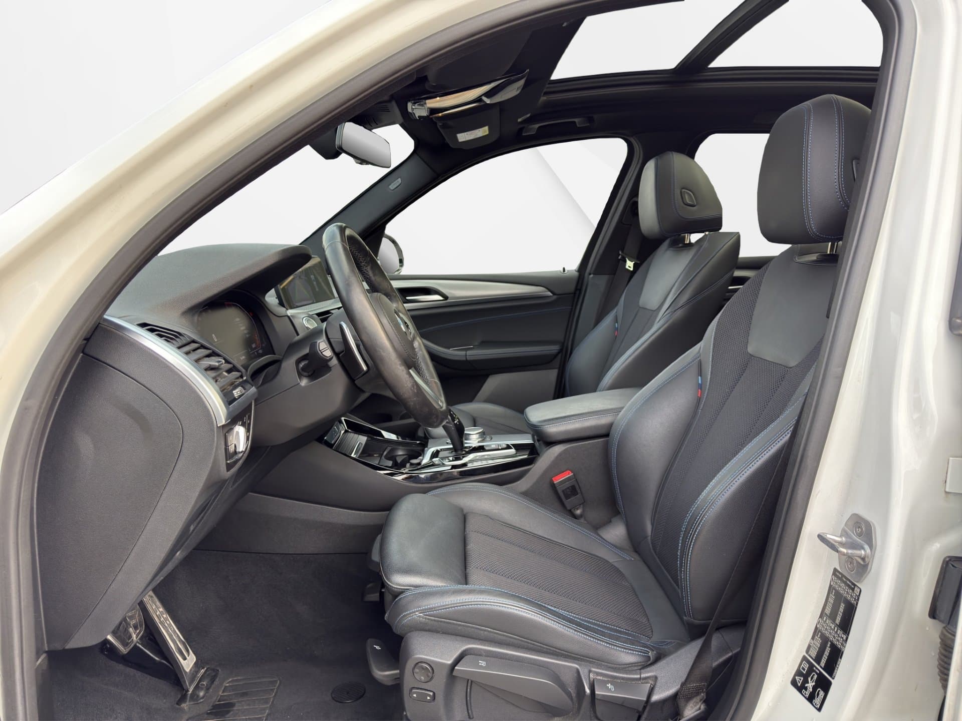 BMW X3 xDrive20d - Thumbnail 9